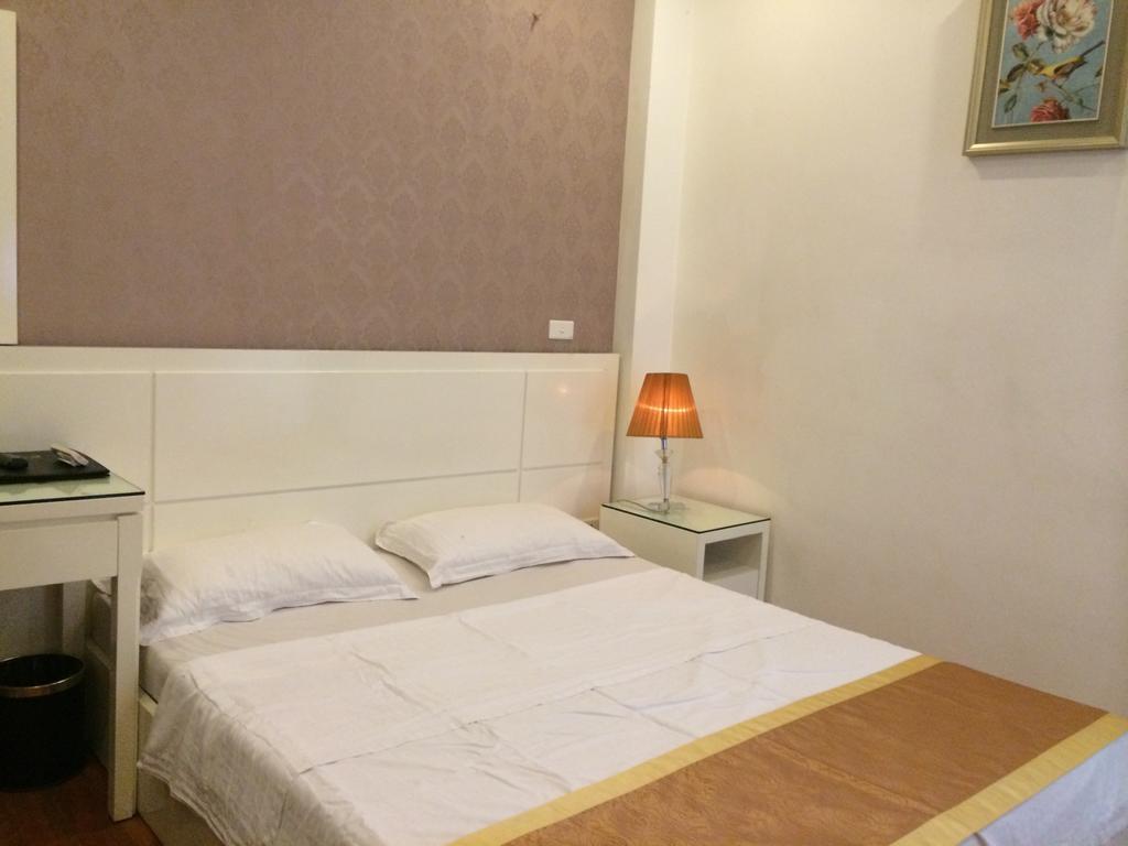 Milan Hotel Hanoi Esterno foto