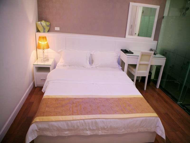 Milan Hotel Hanoi Esterno foto
